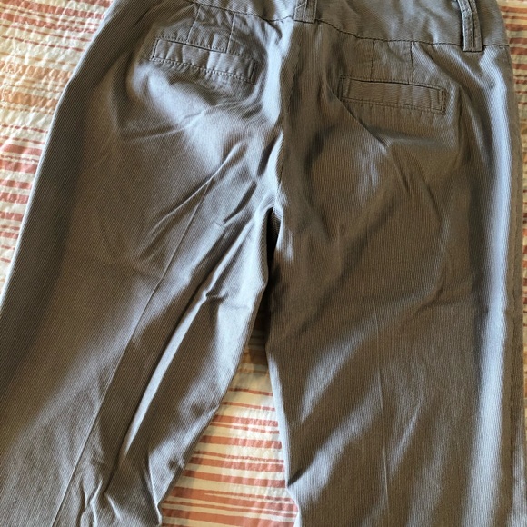 Ladies pinstriped slacks - Picture 2 of 3